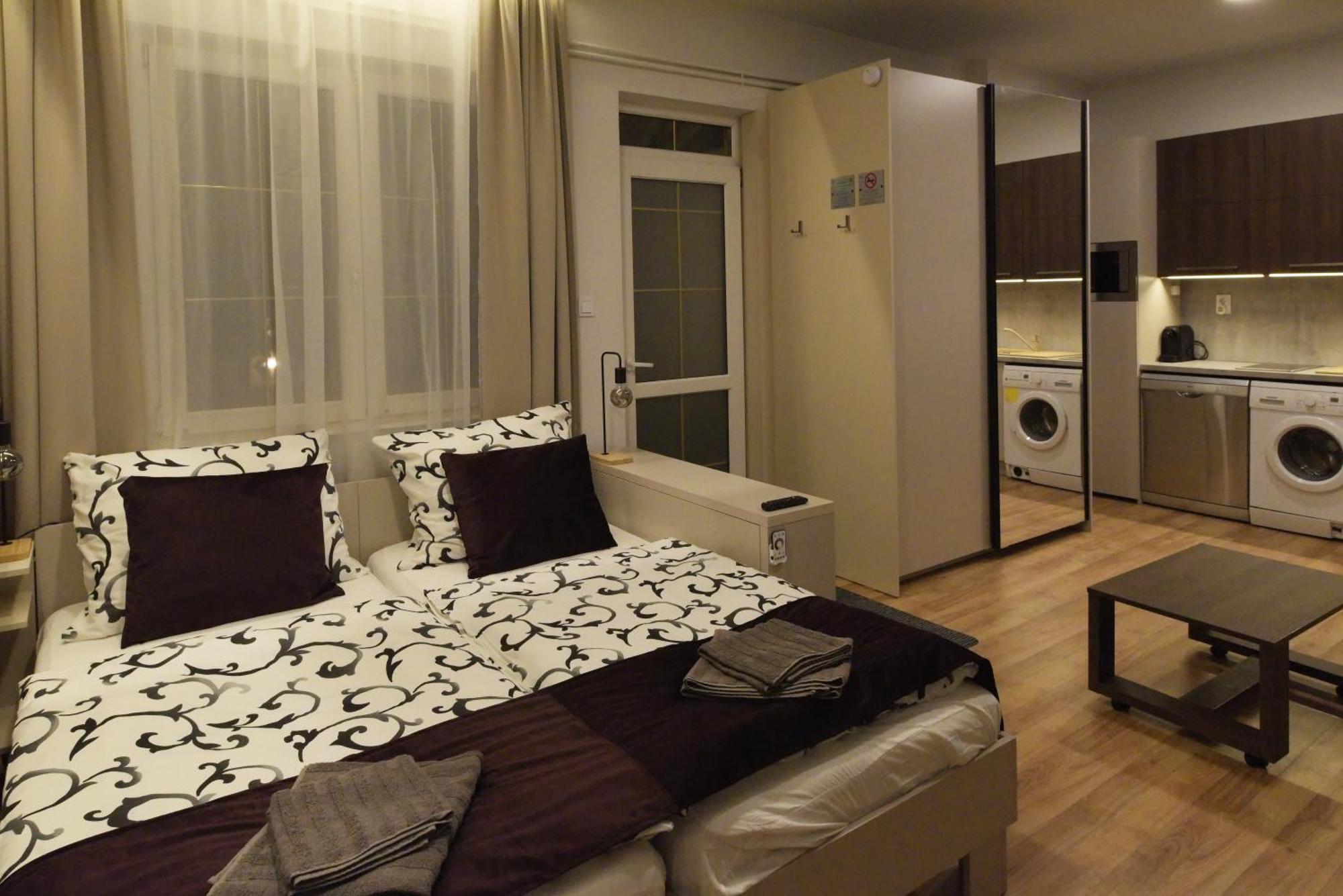 Nice Home Apartment 2 Abda エクステリア 写真